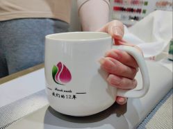 -桃色美甲沙龙
