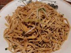 -八两八金·莱芜特色炒鸡(市南漳浦路店)
