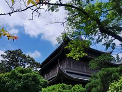 -龙华寺