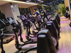 -威克健身游泳(万菱汇店)