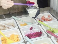 -瑞虹新天地月亮湾