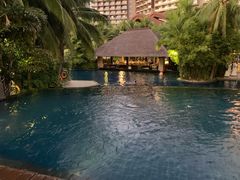 -三亚湾海居铂尔曼度假酒店