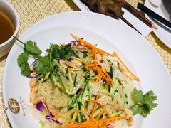 石河子凉皮-巴扎美食·新疆菜·西域歌舞表演餐厅(新疆大厦店)