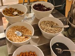 -安徽饭店·白鹭阁自助餐厅(梅山路店)