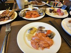 -大中华希尔顿酒店-念自助餐·海南美食·三文鱼