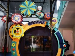 -动力星球家庭亲子游乐中心