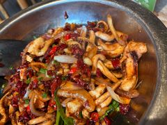 -绿草地·湘菜(酃湖师院店)