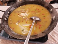 -霄汉牛三鲜湖北砂锅菜(万松园2店)
