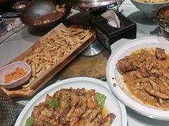 -95号酱骨·一块豆腐(展春园西路店)