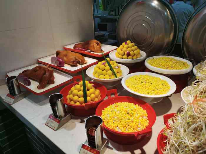 芙蓉小镇酒店(即墨店)-"第一次来芙蓉小镇,一起考完驾照跟教练聚餐.