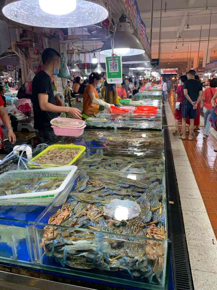 闸坡金海达农贸市场-"闸波农贸市场应该算是离海陵岛附近比较大距.