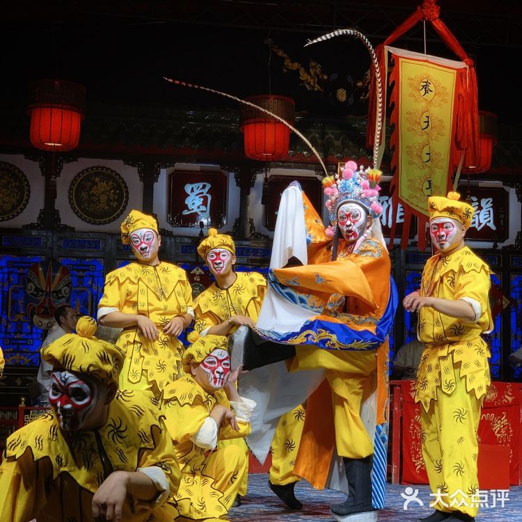 成都旅游攻略|天府广场最全游玩攻略