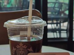 -星巴克(南宁民歌湖店)