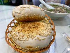 烧饼-清真喜兰老丁羊汤特色小吃