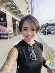 -Coo Hair salon