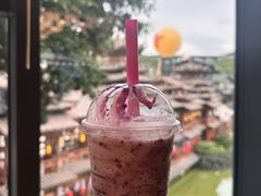 -星巴克(南宁民歌湖店)