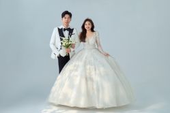 -太郎花子婚纱摄影TAHAKO(无锡店)