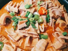 -姜君·千岛湖鱼头馆(浦东大道店)