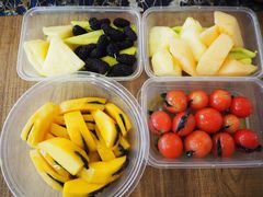 番茄夹乌梅-老炳·七丛松甘草水果