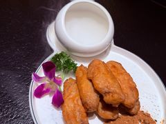 葫芦鸡翅-唐猫庭院·千年陕菜(赛格国际购物中心店)