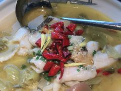 -荷塘秋月·本帮江浙菜(国权路店)