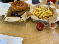 -shark burger·鲨鱼汉堡(交子大道店)