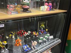 -泡泡玛特POPMART(杭州乐堤港店)