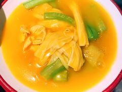 -麻六记(凤凰汇店)