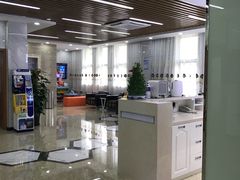 -茂菊口腔连锁(浦东南路店)
