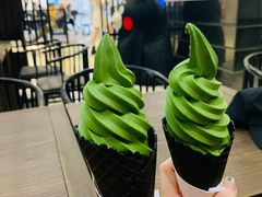 特浓宇治抹茶甜筒-羽至金时(柏威年店)
