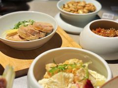 -穹六人间 people 6(岳阳路店)