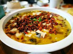 -东口码头·烧鸽子·鱼头泡饼·地方菜(金鹰悦城店)