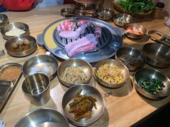 -金顺韩式烤肉·网红烤肉店(广利路店)