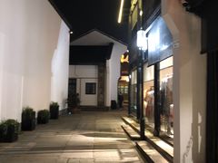 -吴山路夜市