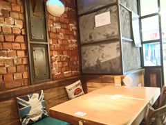 -玛格萝妮(汇智国际商业中心店)