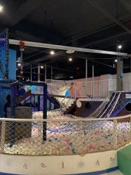 -塔塔王国·主题儿童游乐园(奥城商业广场店)