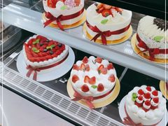 -花花卷卷·鲜食蛋糕(静安久光百货店)