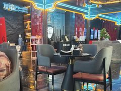 -屋有岛沉浸游戏旗舰店(中山公园店)