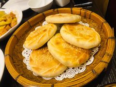 烧饼-老牌坊鲁菜名店(宽厚里店)