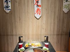 -牛串门串串香(东直门簋街总店)