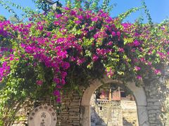 -高荡千年布依古寨旅游景区