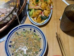 -洱火云南酸菜牛肉火锅(石景山当代商城店)