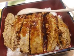 -资和信百货商场