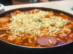 -三清洞摩西韩式年糕火锅(威高广场店)