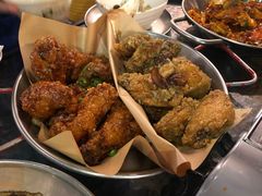 炸鸡翅一半一半-富乐满韩国正宗炸鸡韩国料理(虹泉路店)