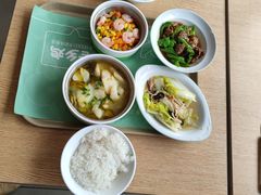 -老乡鸡(武汉中南梅苑小区地铁站店)