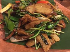 -云海肴·汽锅鸡·云南代表菜(天山百盛优客店)