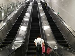 -红土地(地铁站)