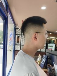 -大人物·男士理发馆