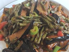 长豆角烧茄子-西域美食(西直门南小街店)